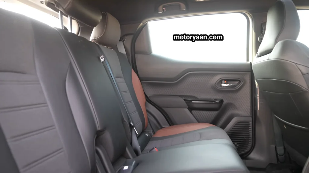 Toyota Urban Cruiser EVella second row seats