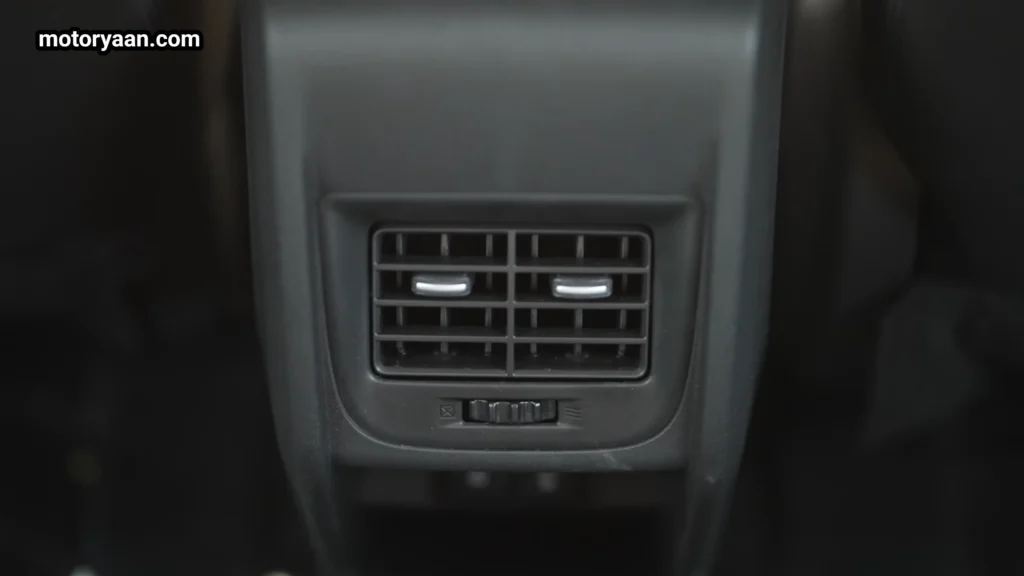 Toyota Urban Cruiser EVella rear AC vents