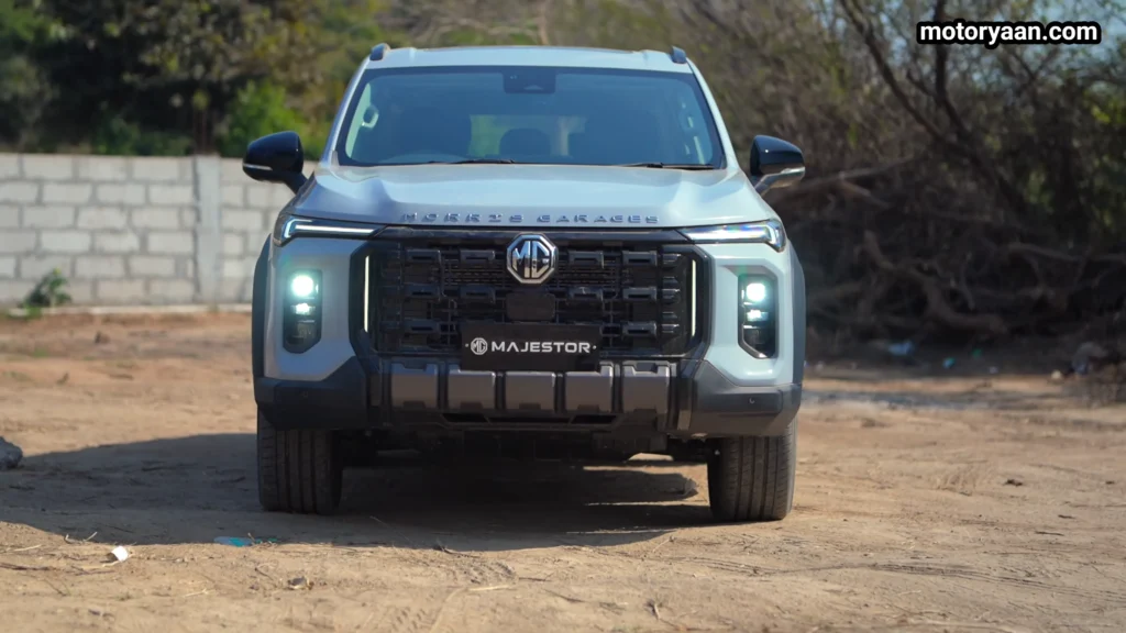 MG Majestor front profile with triple projector headlamps