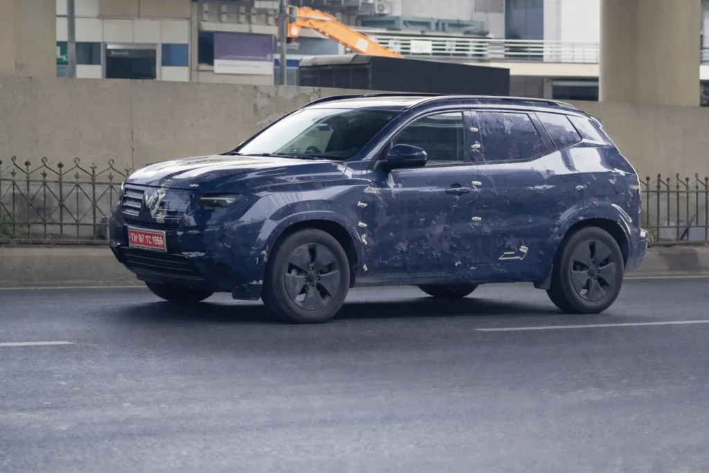 Nissan Tekton Spotted Testing