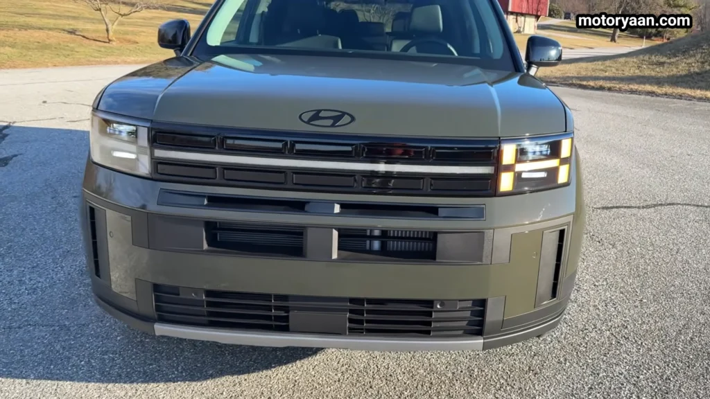 Close up front design of 2026 Hyundai Santa Fe XRT LED lighting and grille