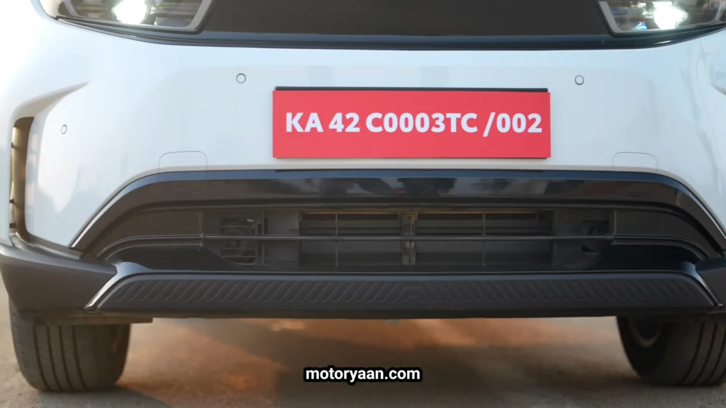 Toyota Urban Cruiser EVella front bumper close up