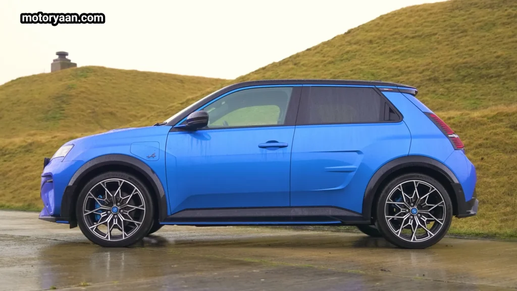 Alpine A290 side profile