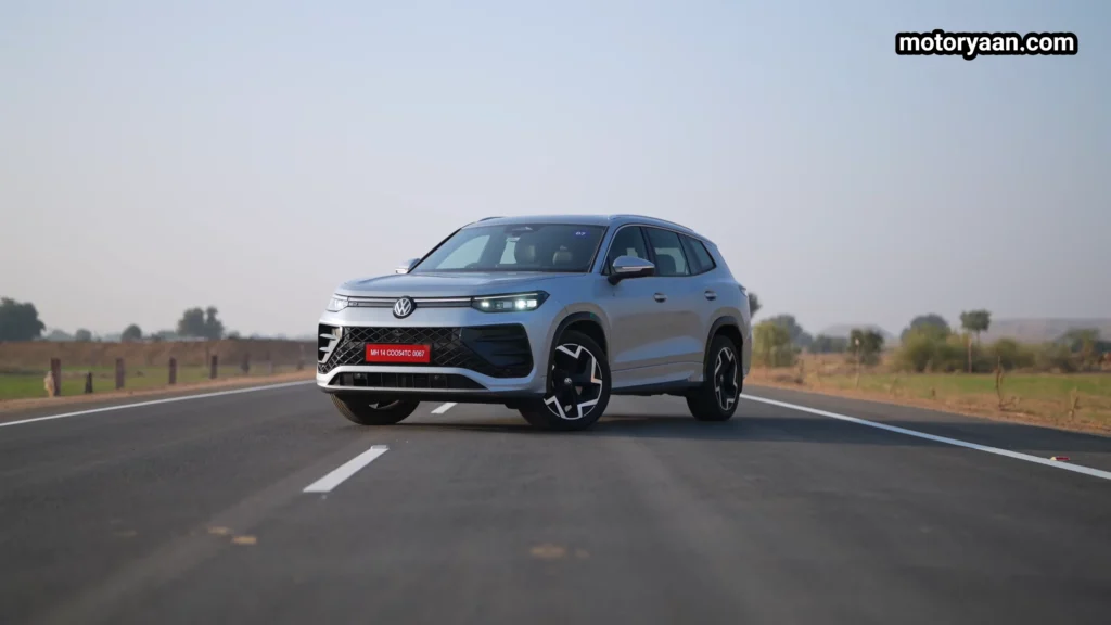 Volkswagen Tayron front and side view showing SUV stance