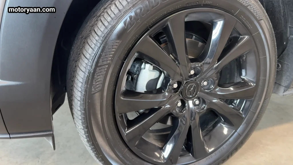 Close up of 18 inch alloy wheel on the 2026 Mazda CX30 Air Edition