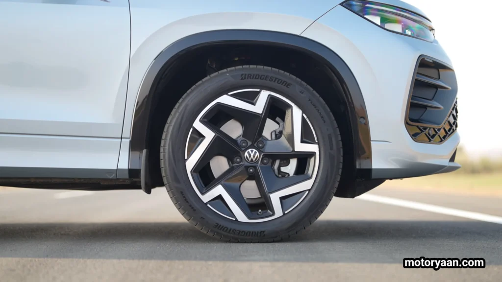 Volkswagen Tayron alloy wheel close-up design