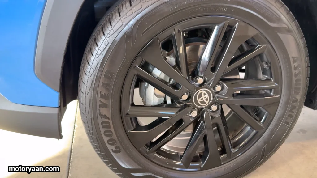 18 inch alloy wheel on 2026 Toyota Corolla Cross Hybrid XSE