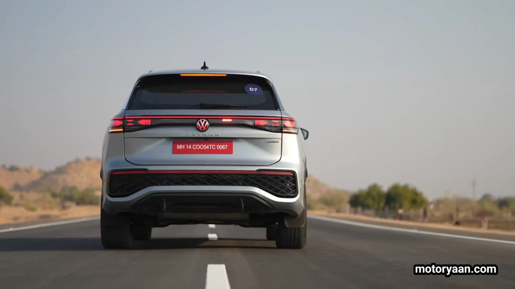 Volkswagen Tayron rear and side profile design