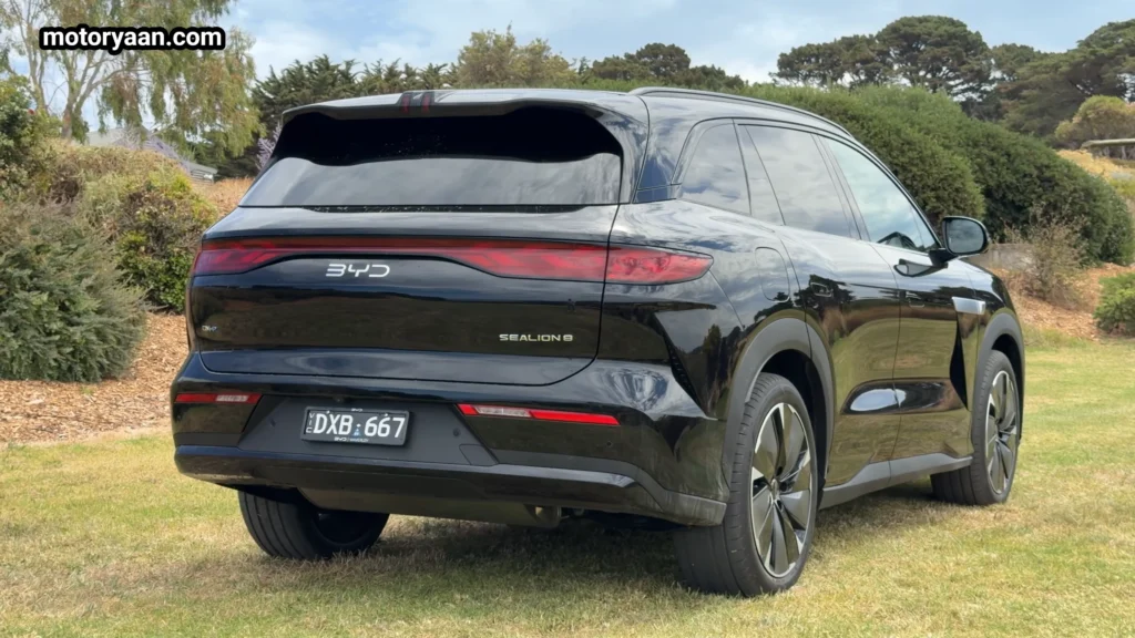 BYD Sealion 8 side and rear profile with LED tail lamps