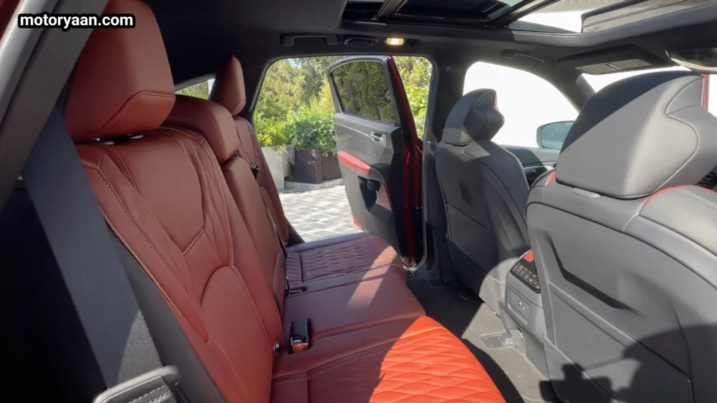 2027 Infiniti QX65 rear seats with spacious legroom and premium upholstery