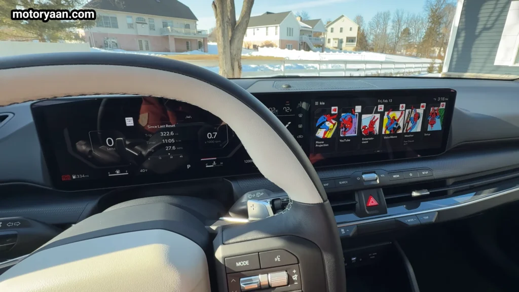 Instrument Cluster and Infotainment in the 2026 Kia K4 GT Line