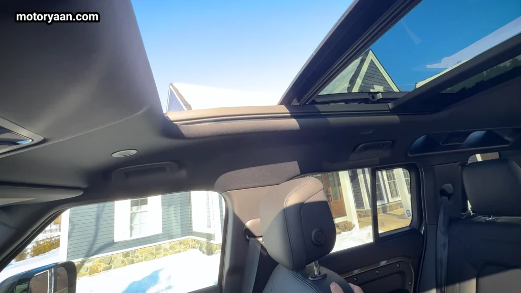 Defender 110 X Dynamic SE panoramic glass roof interior view