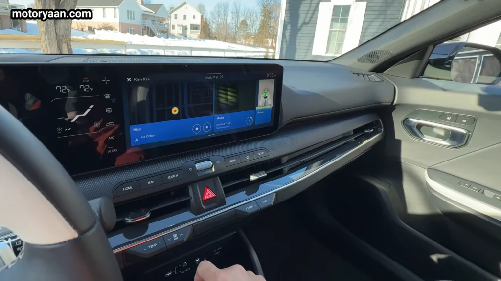 Climate Control and Infotainment Display of the 2026 Kia K4 GT Line