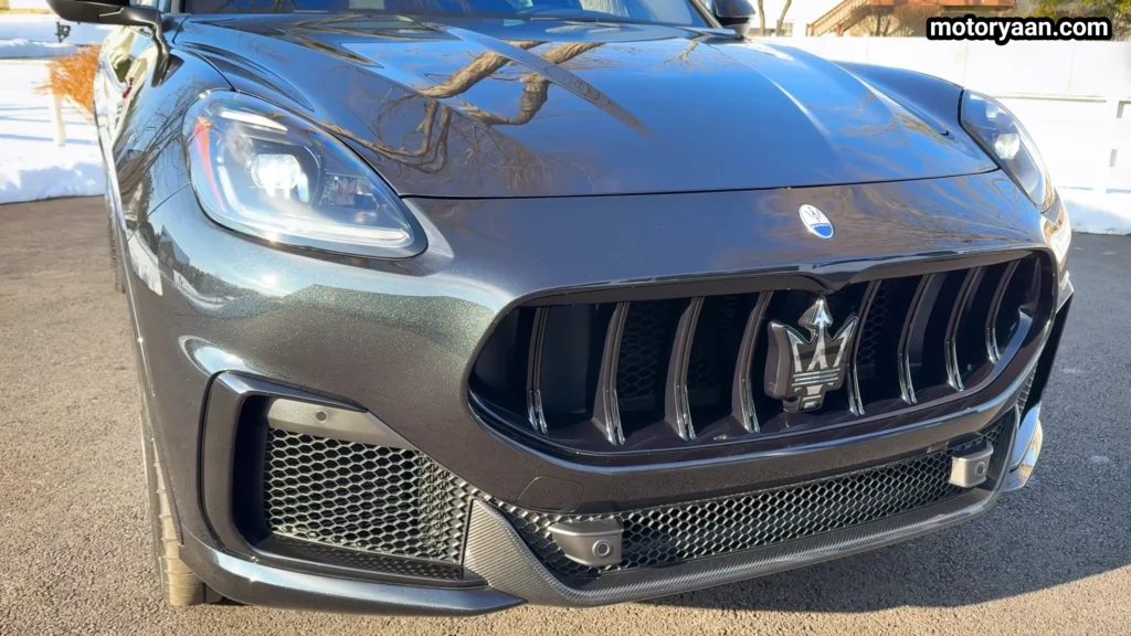 close up front fascia of 2026 Maserati Grecale Trofeo with trident grille and LED headlights