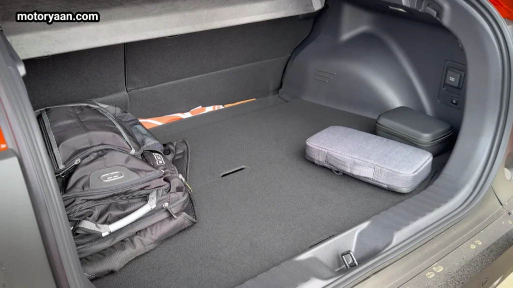 2026 Subaru Uncharted cargo space rear boot capacity