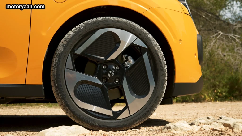 Renault Twingo EV alloy wheel design with aerodynamic styling