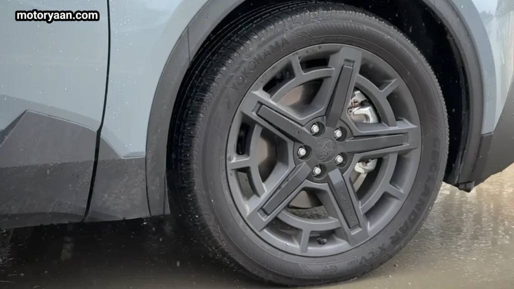 2026 Subaru Uncharted alloy wheel close up Yokohama Geolandar tire