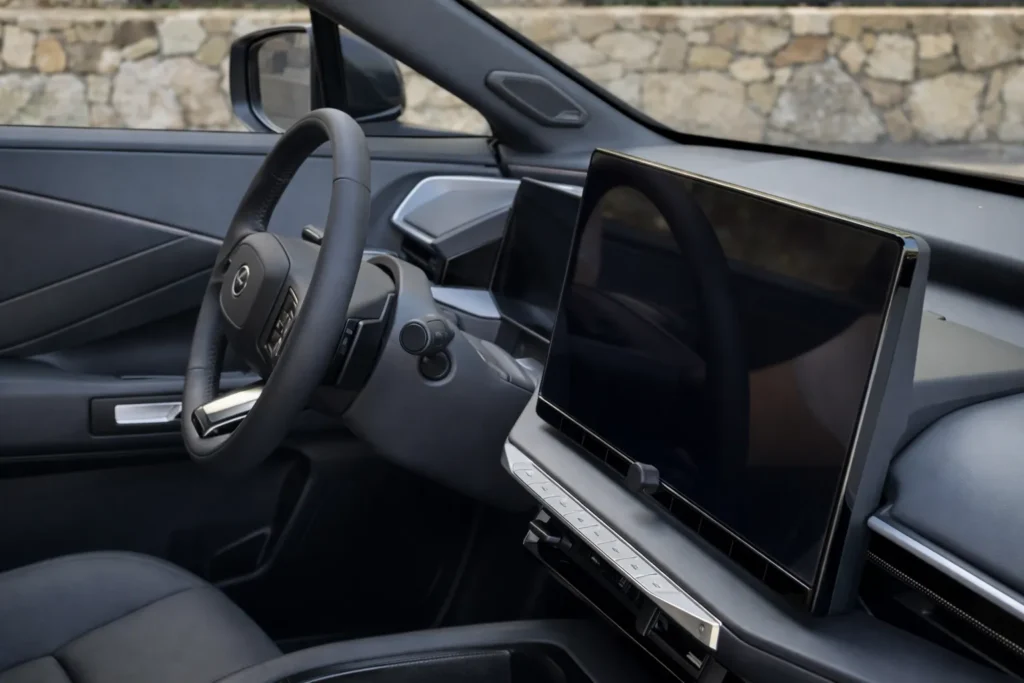 2027 Subaru Getaway Touring infotainment system and digital instrument cluster display