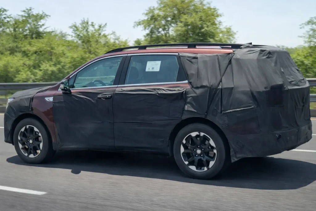 Kia Sorento Hybrid Spotted Testing