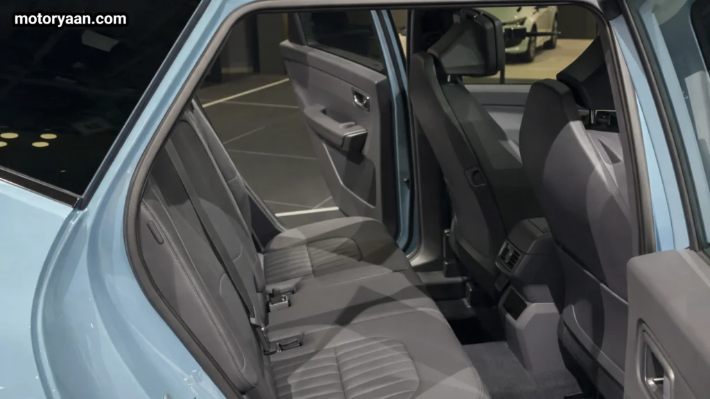 2027 Kia Seltos X Line front and rear seats cabin space and legroom