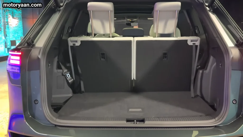 Volkswagen Atlas SEL R Line 2027 boot space cargo area