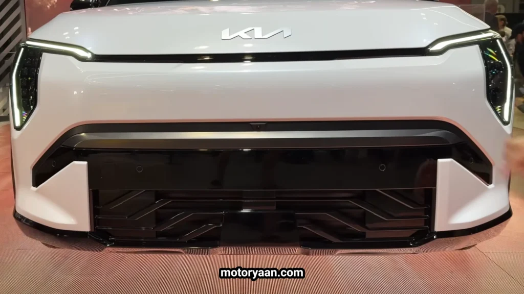 2027 Kia EV3 GT Line front fascia close up with LED lighting signature