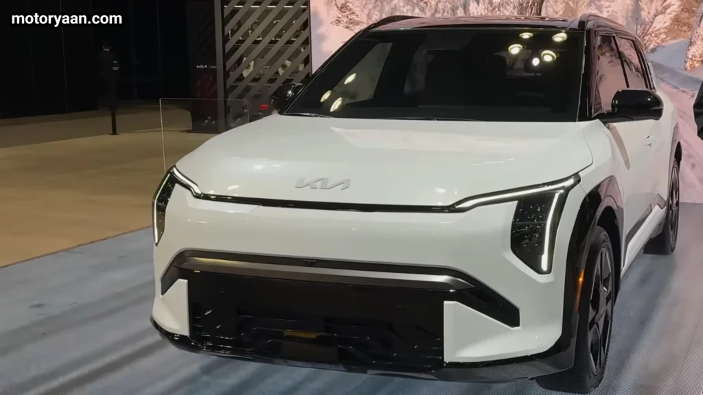 2027 Kia EV3 GT Line front and side profile compact electric SUV