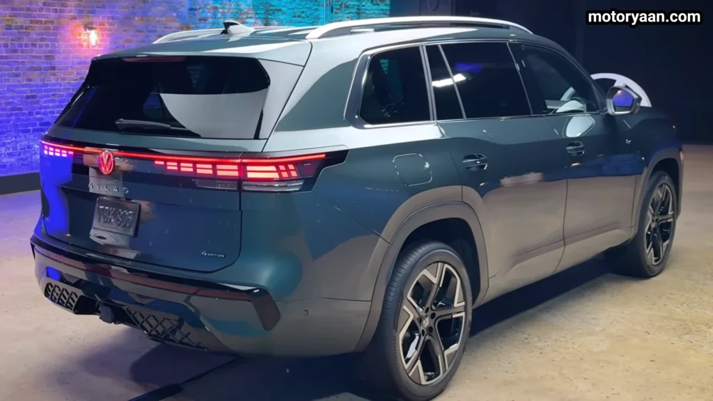 2027 Volkswagen Atlas SEL R Line rear three quarter side profile