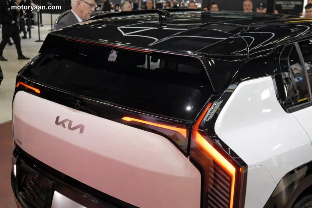 2027 Kia EV3 GT Line rear upper section with roof spoiler and lighting