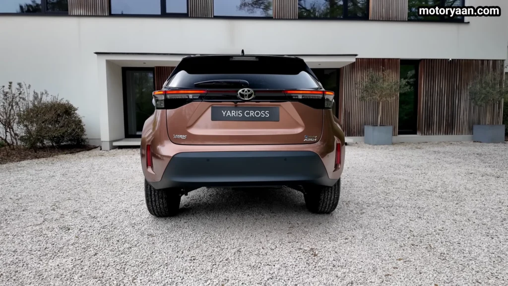 2026 Toyota Yaris Cross rear profile with LED taillights and tailgate design