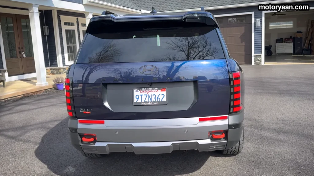 2026 Hyundai Palisade XRT Pro rear view with LED tail lamps and spoiler