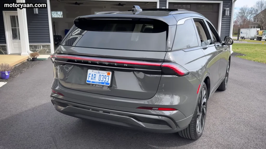 rear and side profile of 2026 Lincoln Nautilus Black Label Hybrid with LED tail lights