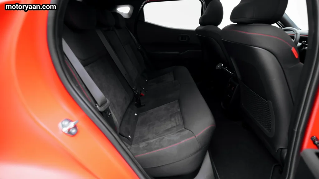 Hyundai Ioniq 3 rear seats with passenger space and interior design