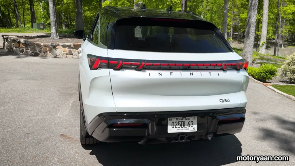 2027 Infiniti QX65 rear profile LED tail lights